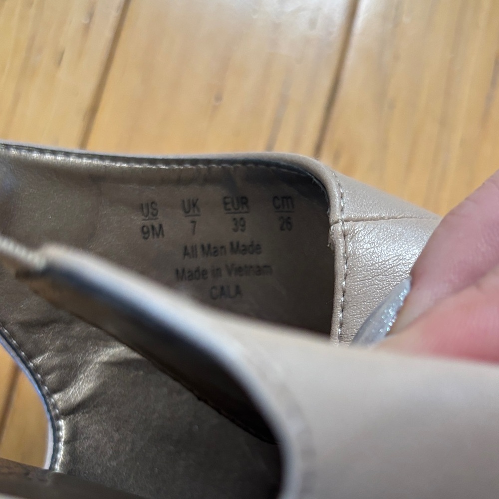 Life Stride beige/nude Peep-Toe Heels - Picture 4 of 6